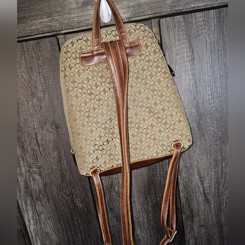 Stylish Tan Patterned Backpack - image 2